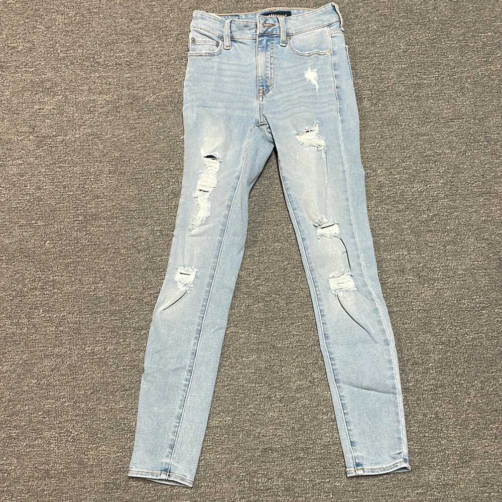 Aeropostale girls ripped Jeans